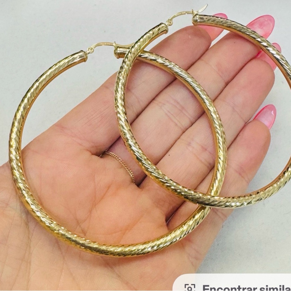 Elegant 10k Solid Gold Hoop Earrings